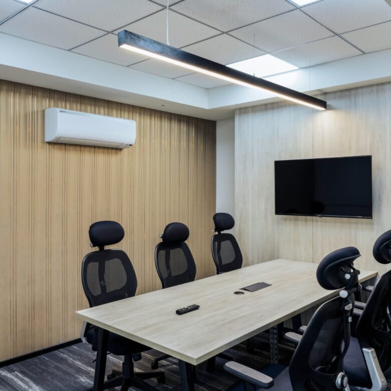 Office Space for Rent in IT Park Panchkula conference room