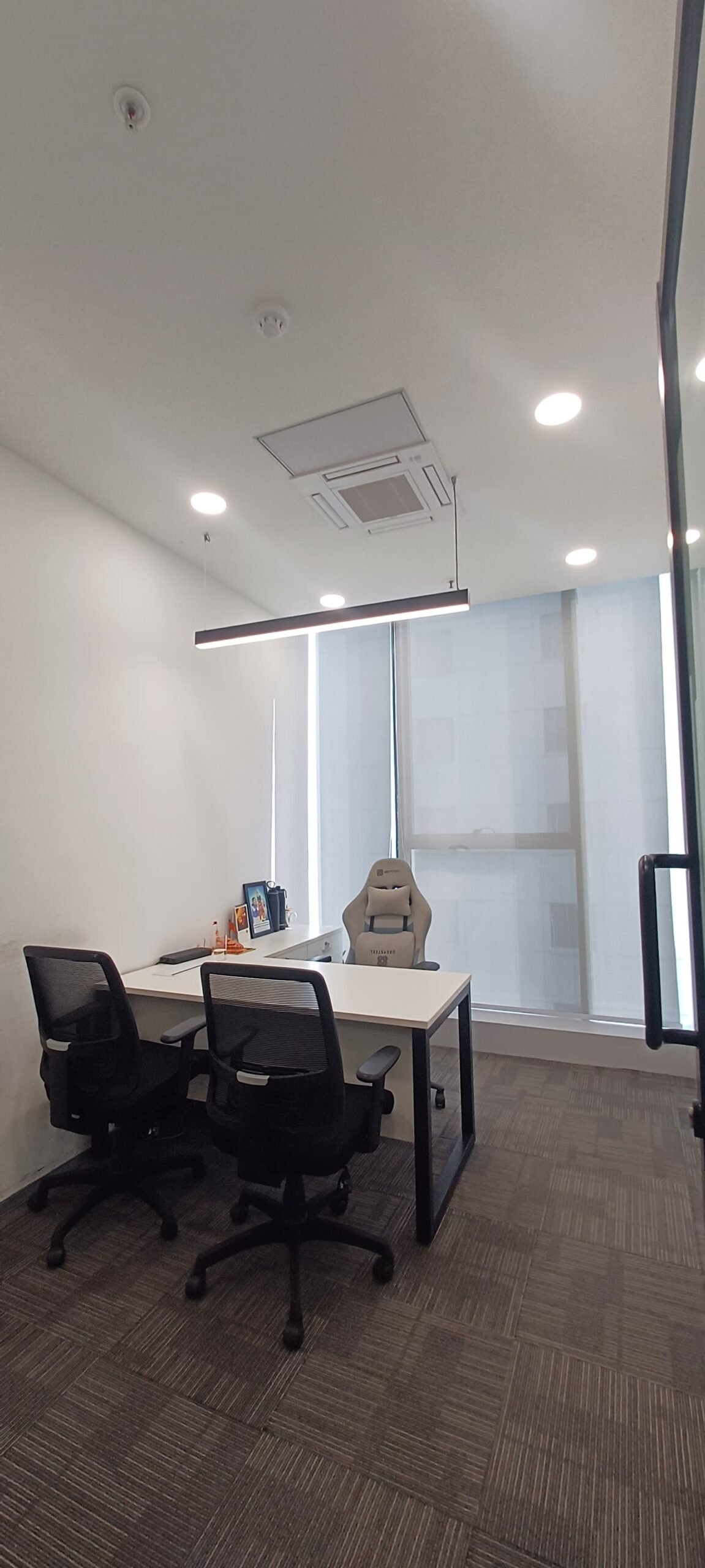 Office Space for Rent in IT Park Chandigarh cabin